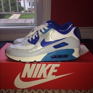 Mens Nike 90